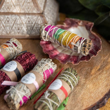 Load image into Gallery viewer, Sage Smudge Bundles - Oily BlendsSage Smudge Bundles